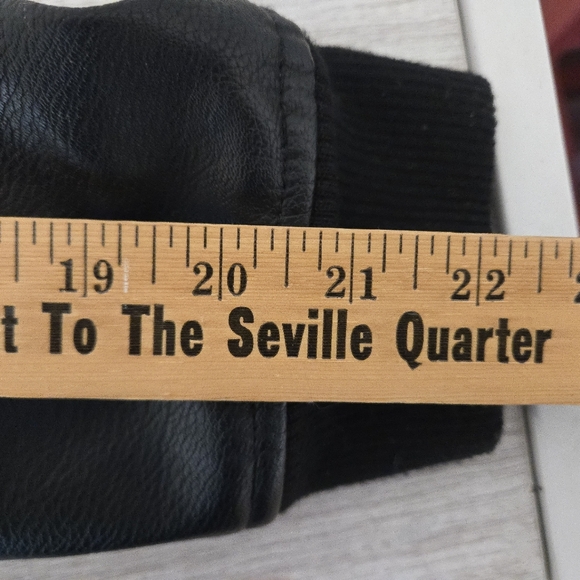 Levis Faux Leather Sherpa Lined Bomber Jacket Black Zip Up Coat Mens Medium - Picture 7 of 8